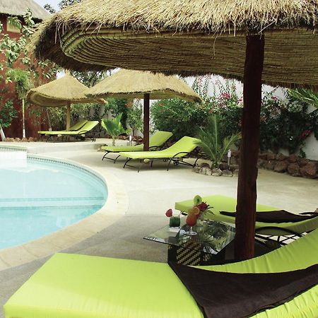 Le Lion Dort Otel Somone Dış mekan fotoğraf