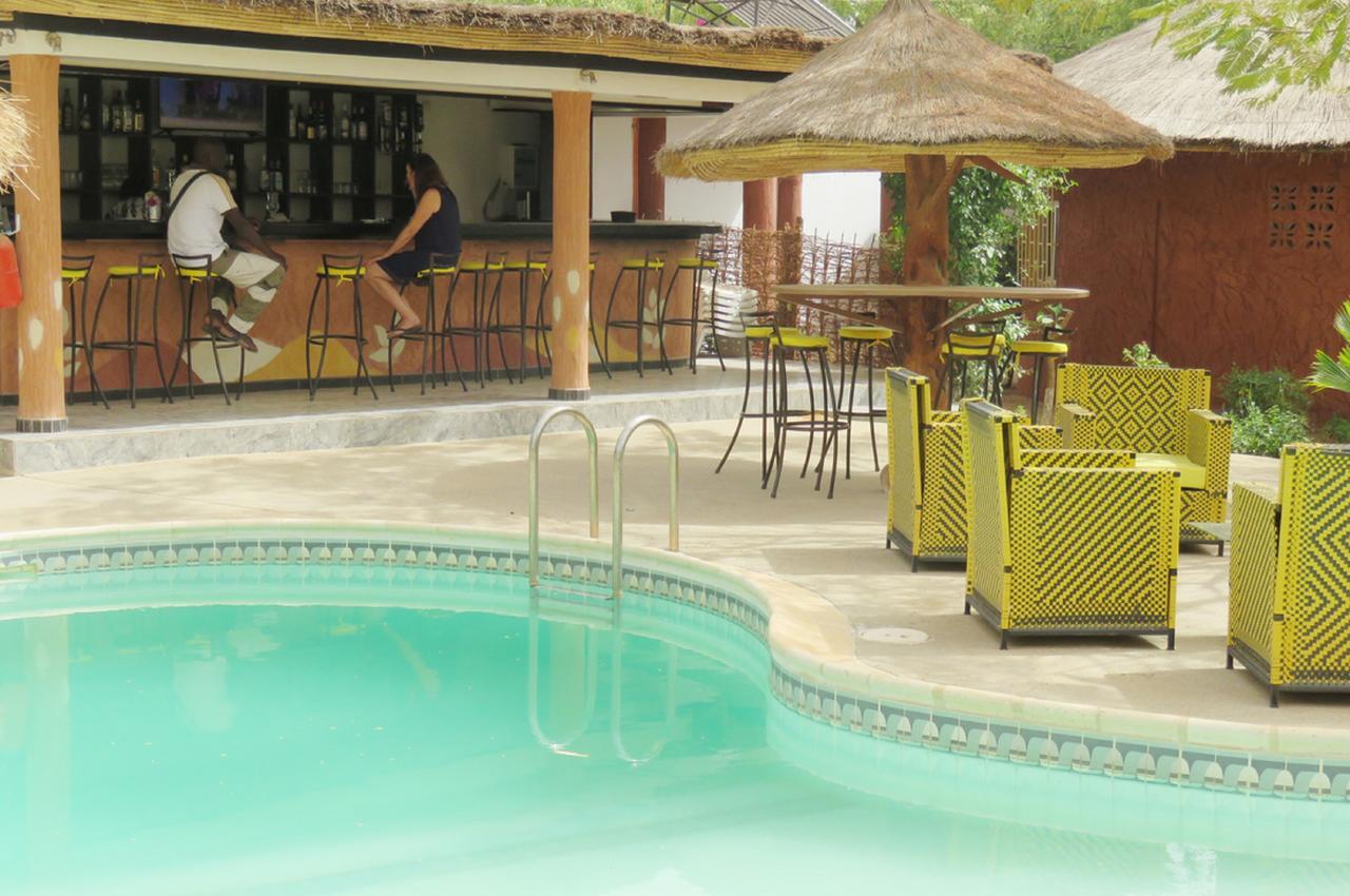 Le Lion Dort Otel Somone Dış mekan fotoğraf