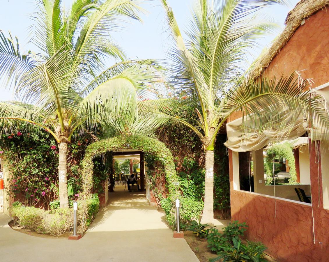 Le Lion Dort Otel Somone Dış mekan fotoğraf